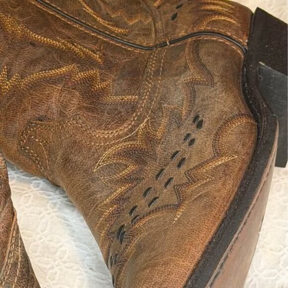 Laredo Brown Distressed Cowboy Boots size 13 main image 8